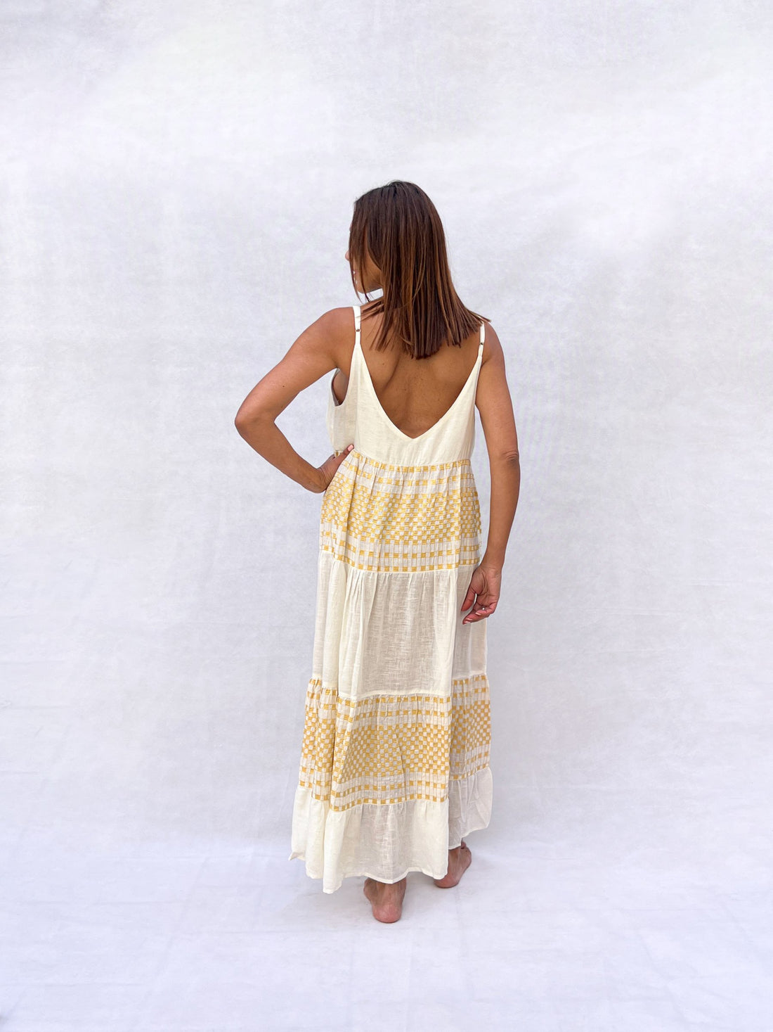 VESTIDO TIRANTES LARGO